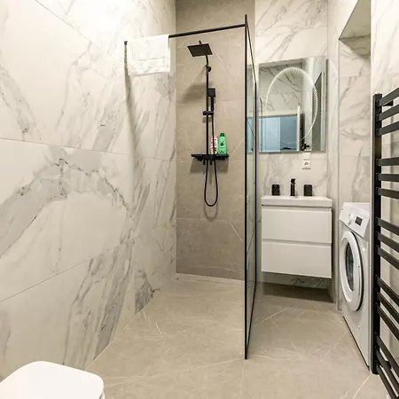 Apartament Compact Luxury By Jr *