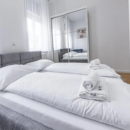 Compact Luxury By Jr Apartment Vienna