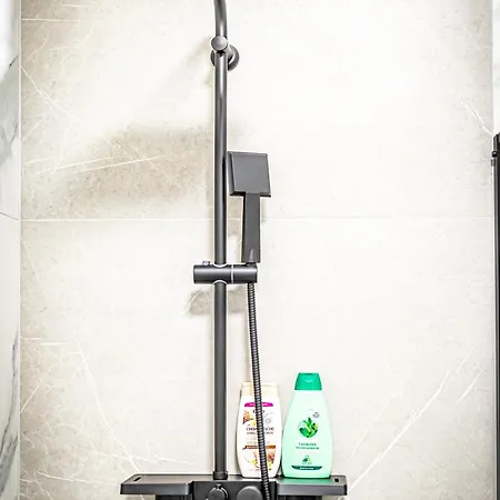 Apartament Compact Luxury By Jr