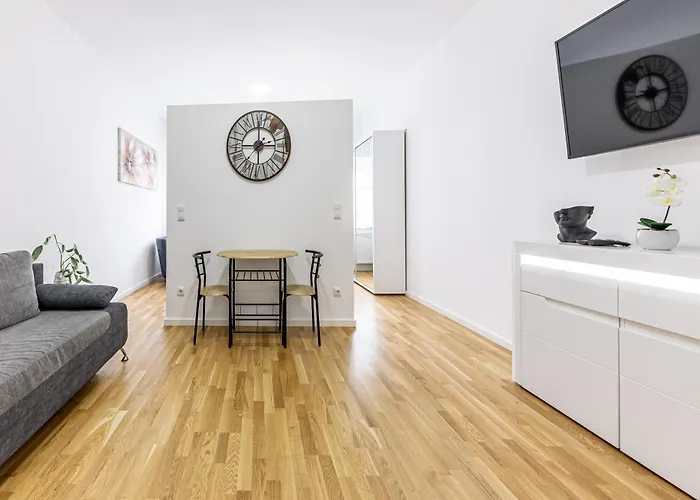 Compact Luxury By Jr Apartman *