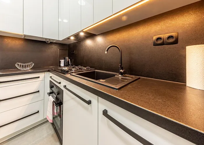 Compact Luxury By Jr *