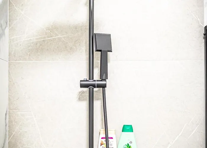 아파트 Compact Luxury By Jr