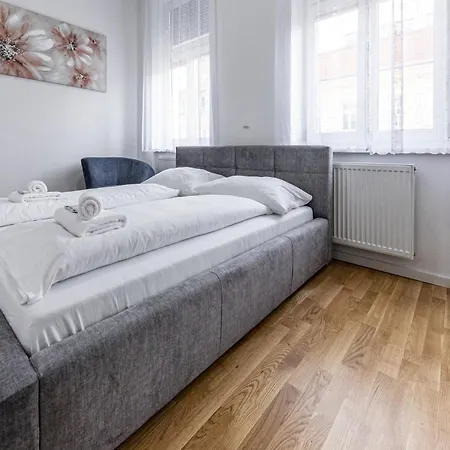 Compact Luxury By Jr *