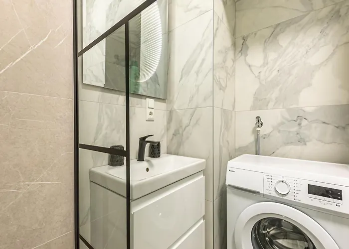 Compact Luxury By Jr Wien