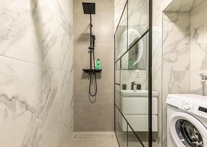 Compact Luxury By Jr Wien